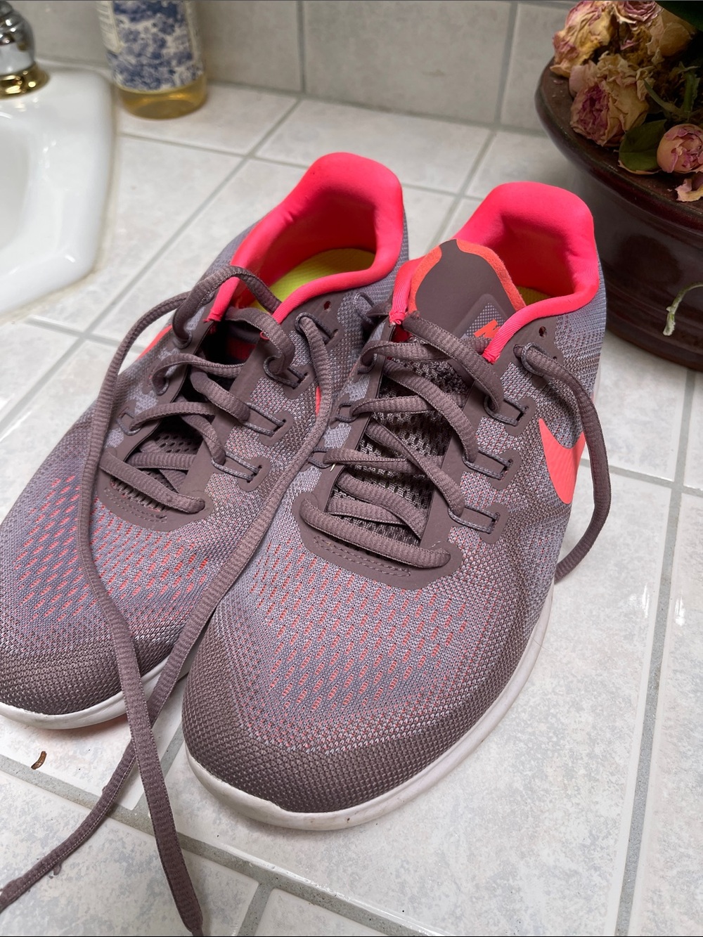 Nike Women's Sneakers in Mauve with Hot Pink Accents